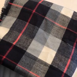 Gap Plaid Scarf! Never worn!